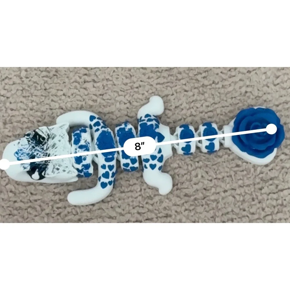 Articulated 3D Printed Lizard Fidget Toy Blue White Hearts Roses 8 Inch